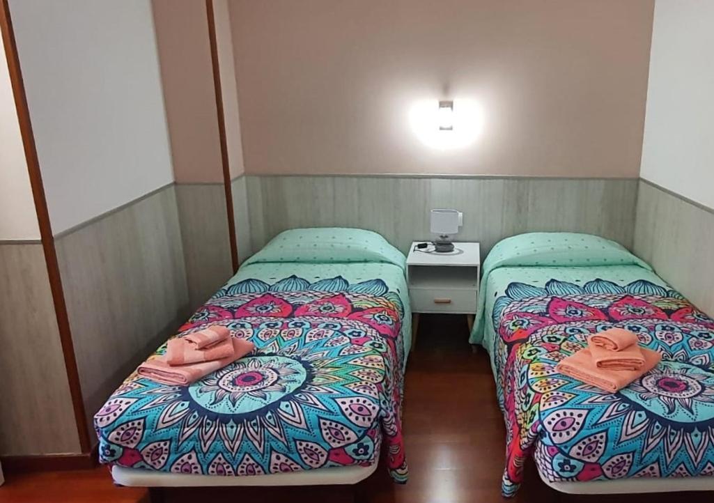 Apartamento Vilallonga ฟิกวยเรส ภายนอก รูปภาพ