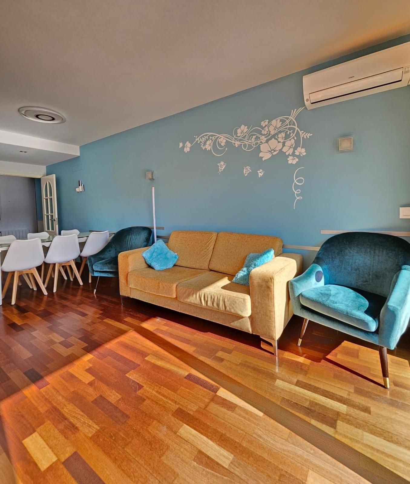 Apartamento Vilallonga ฟิกวยเรส ภายนอก รูปภาพ