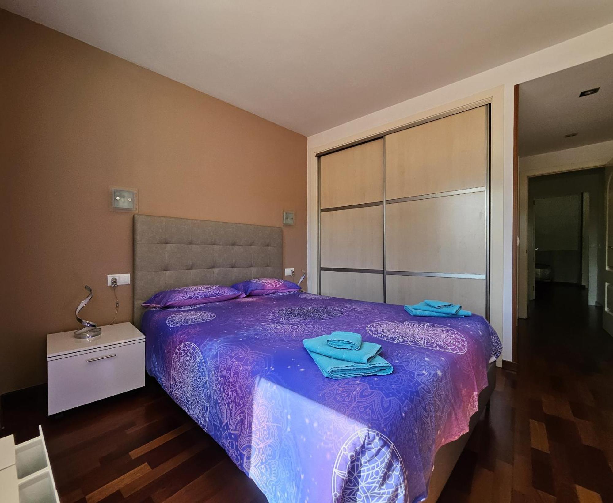 Apartamento Vilallonga ฟิกวยเรส ภายนอก รูปภาพ